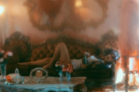 Arryn Zech model high quality image