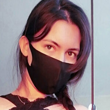 fullxmoon model nude photo