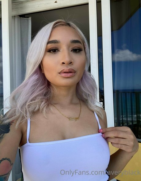 Avery black pornstar adult gallery