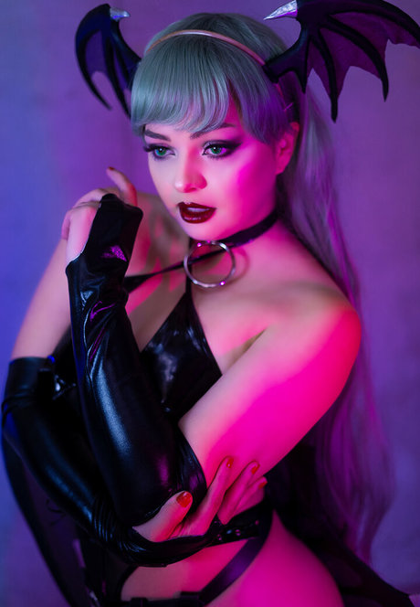 Okicospi erotic model pic