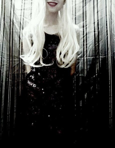 Little Emo Kitten model hd pic