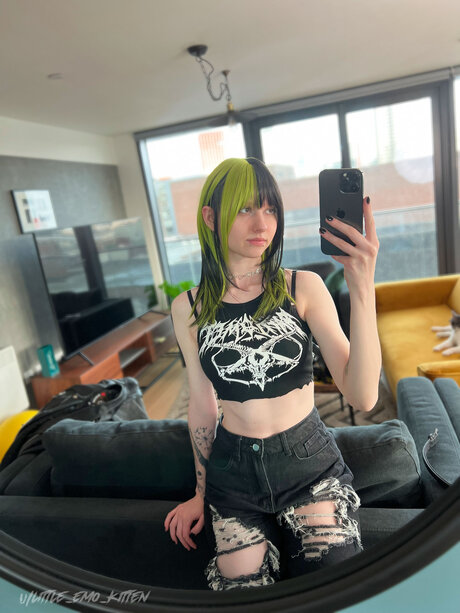 Little Emo Kitten model pretty galleries