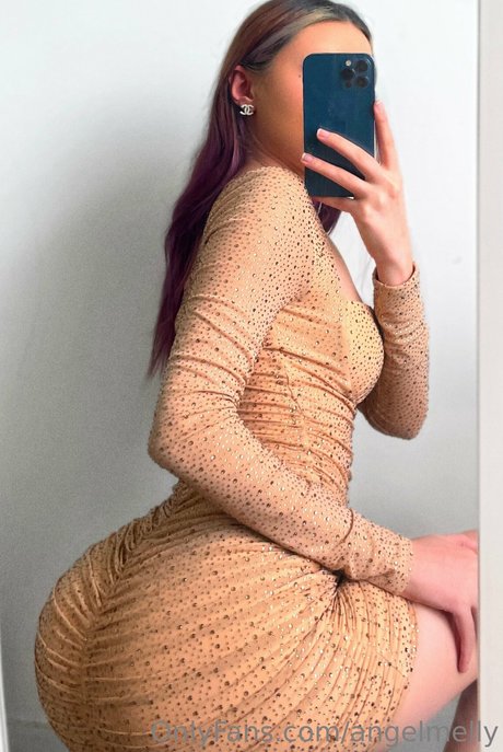 Angelmelly star exclusive images