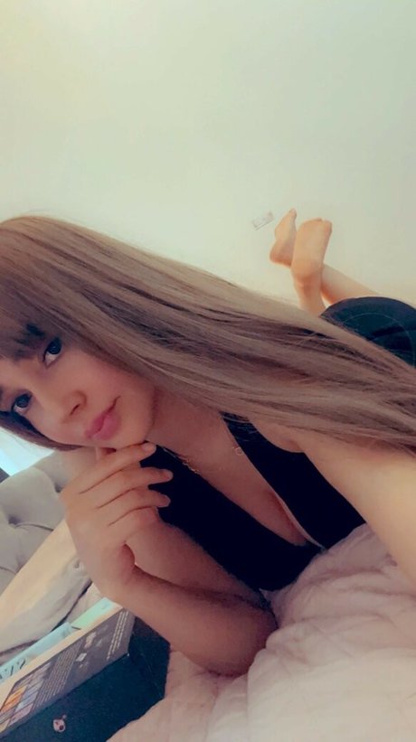 Mimi QS xxx actress pic