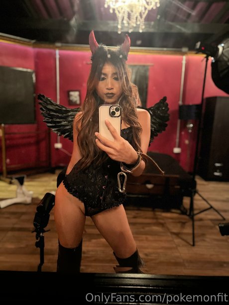 Pokemonfit erotic model photos