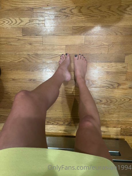 Yana Demeester model best images