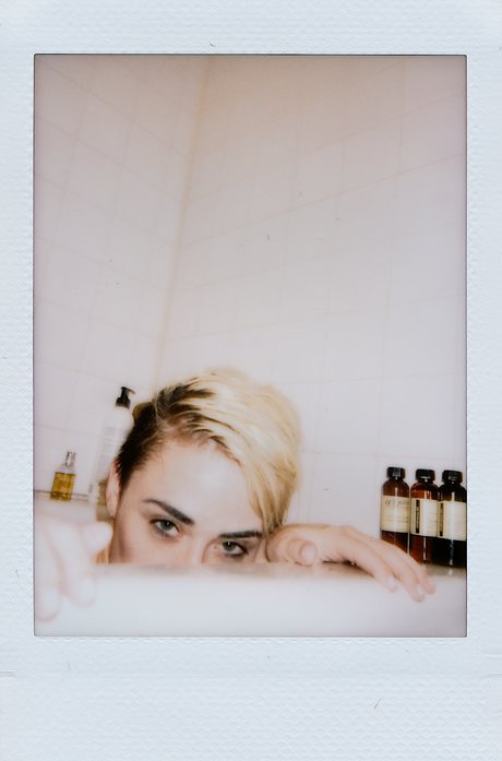 Alysha Nett star top pictures