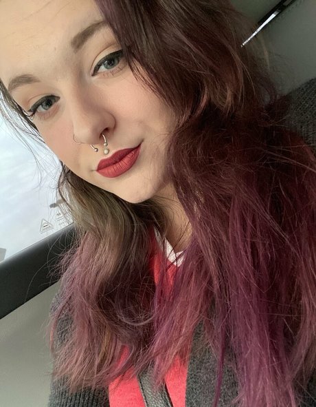 Check DMs pornstar top picture