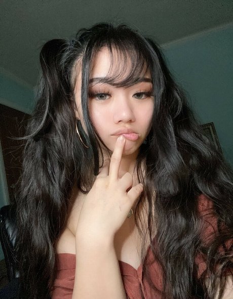 Jizzmun perfect model image