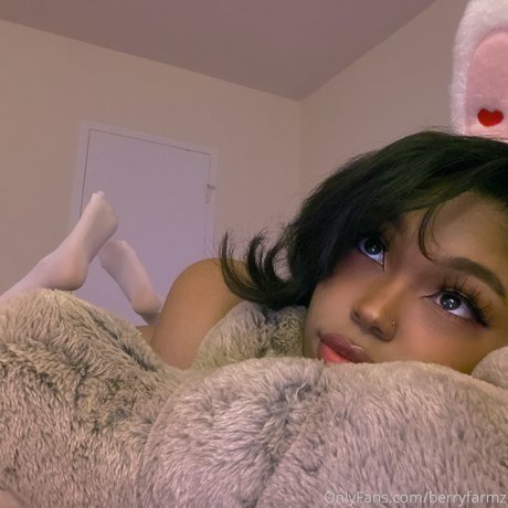 berryfarmz porn model picture