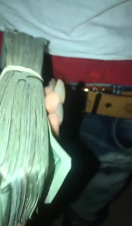 Edwina Carla Isaacs star nude photo