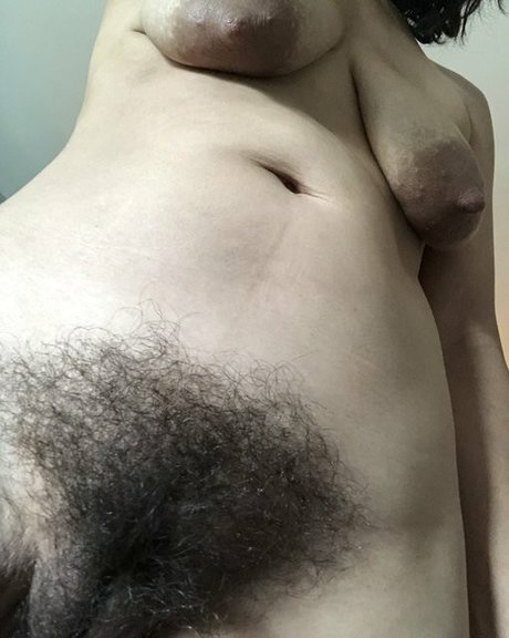 Kumi Omori model exclusive image