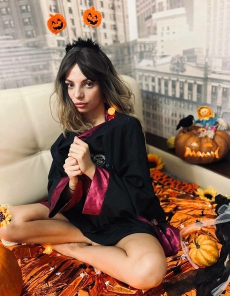 busya18plus pornstar top image