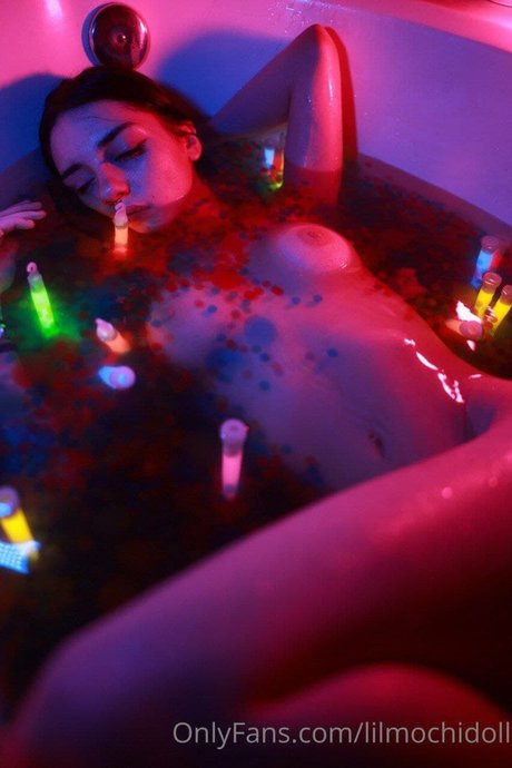 Lil Doll_ star pornographic galleries