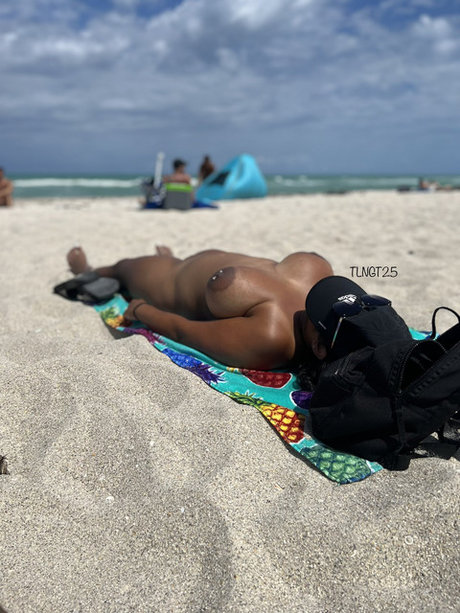 TLNGT25 nude model gallery