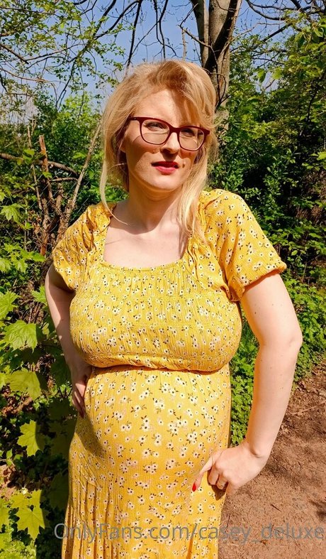 Casey Deluxe sexy actress pictures