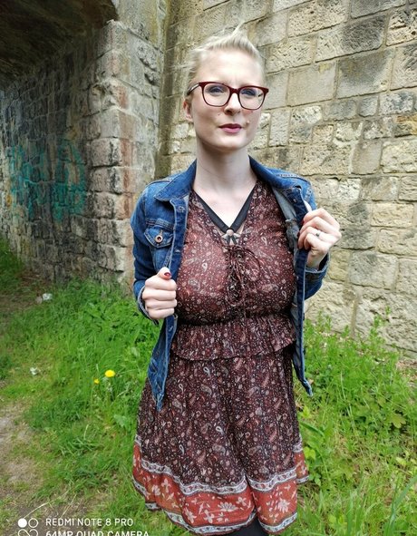 pregnant teen onlyfans hd photo