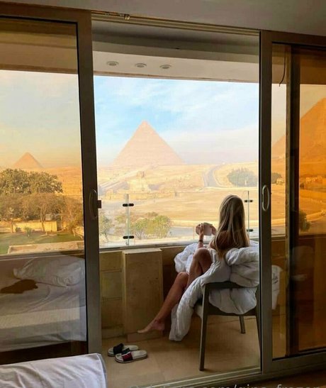 Gina Frozen model exclusive photos