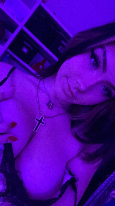 crystallhub high quality star images