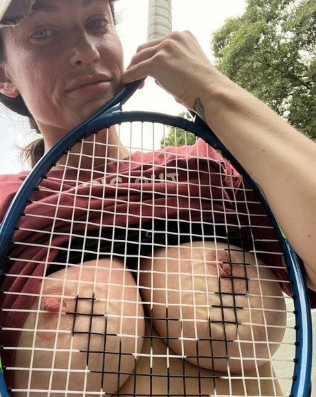 Happyhooha model nudes image