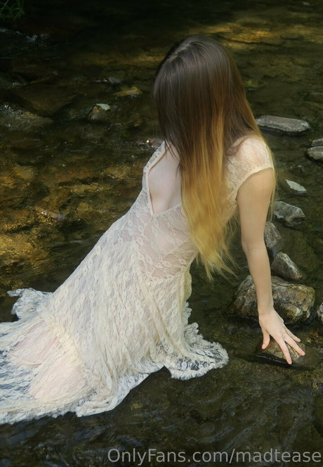 madtease high quality model img