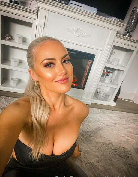 Djkailatroy model perfect photo