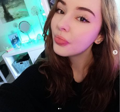 Lunateac actress gallery