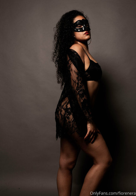 fiorenera xxx model photo