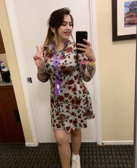 viotcz nude model picture