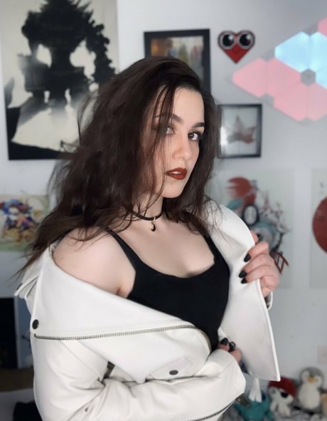 viotcz model free photo