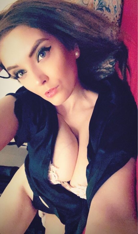 Ivankanottrump star erotic photo