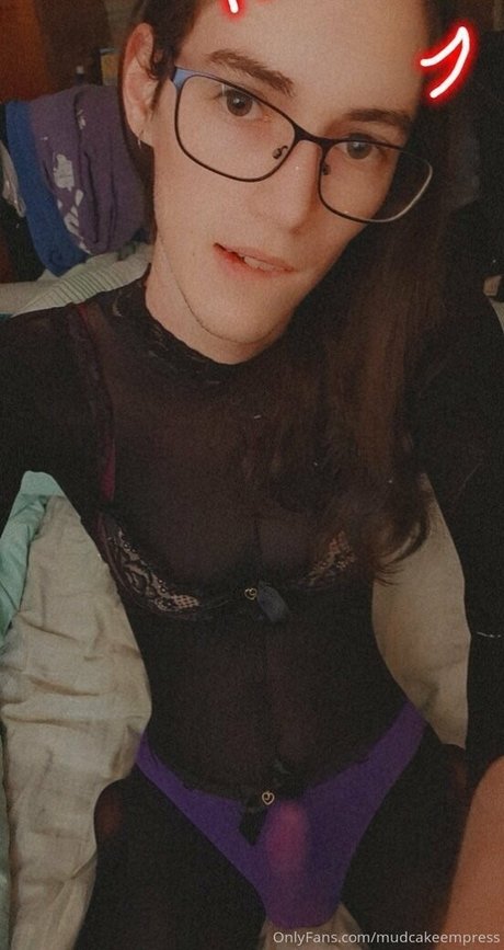 mudcakeempress nice actress pics