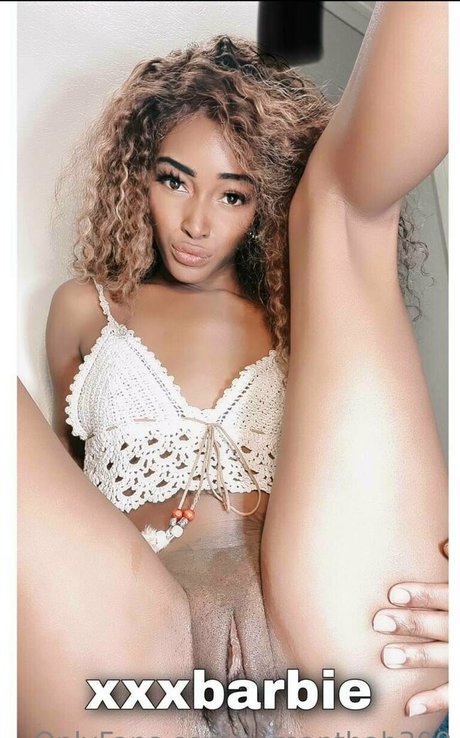 samanthab300 pornographic actress img