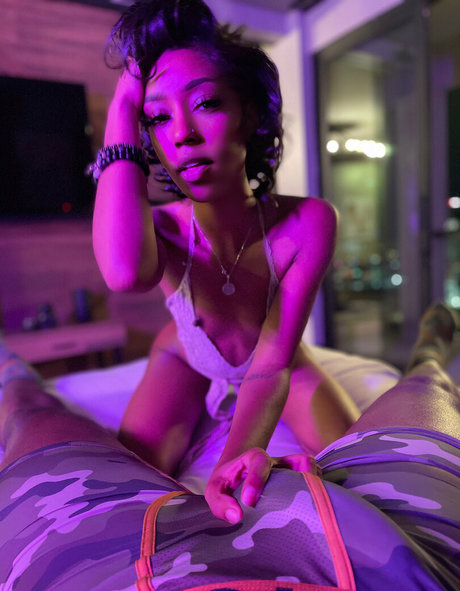 aliyahlust sex actress archive