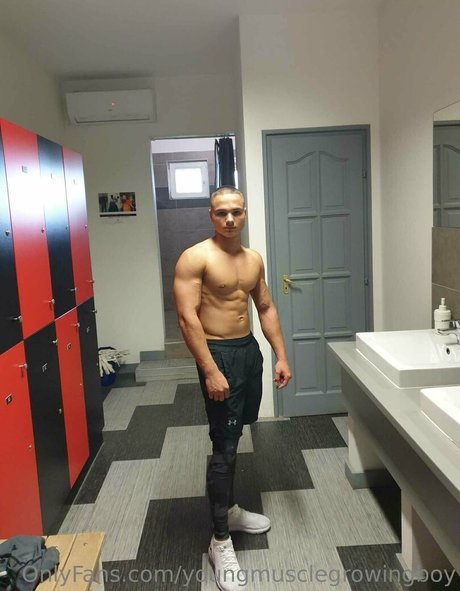 youngmusclegrowingboy pornstar perfect picture