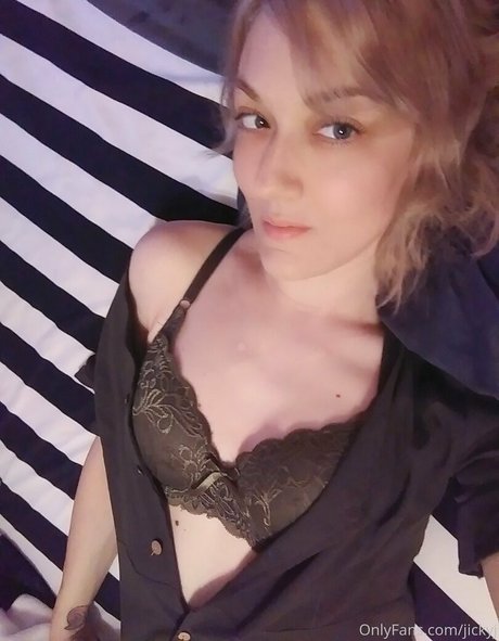 jickyj model hot images