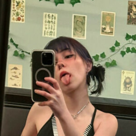 slimysaladfingers free actress img