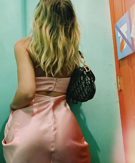 Alexandra Stan sexy actress picture