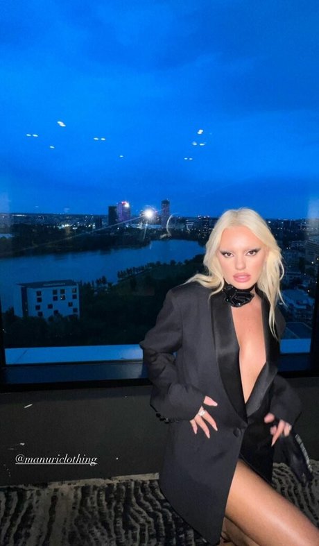 Alexandra Stan exclusive model pics