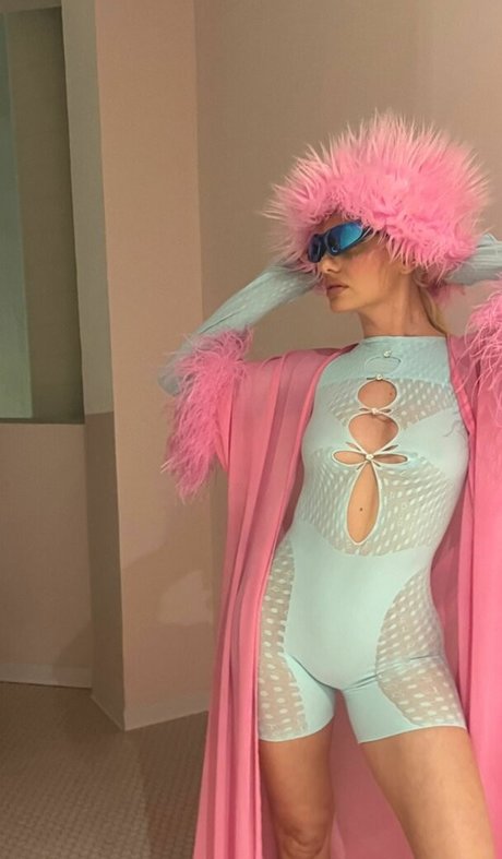 Alexandra Stan model hd gallery