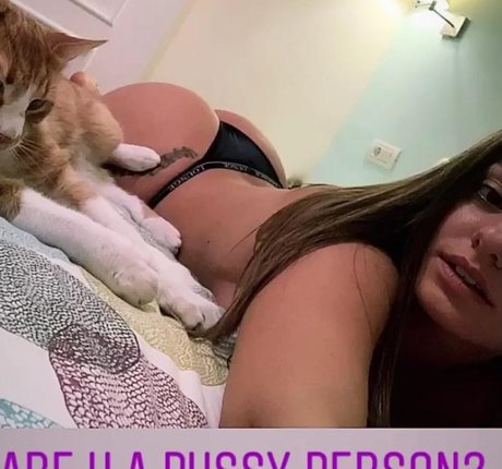 Alexandra Stan model naked galleries