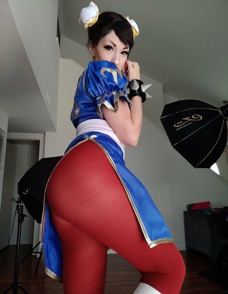 vailewdfree actress img