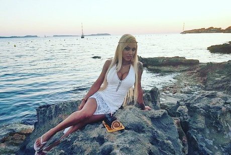 melodystarofficial erotic model gallery