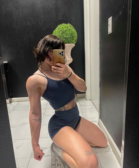 leanbeefpatty hot actress image