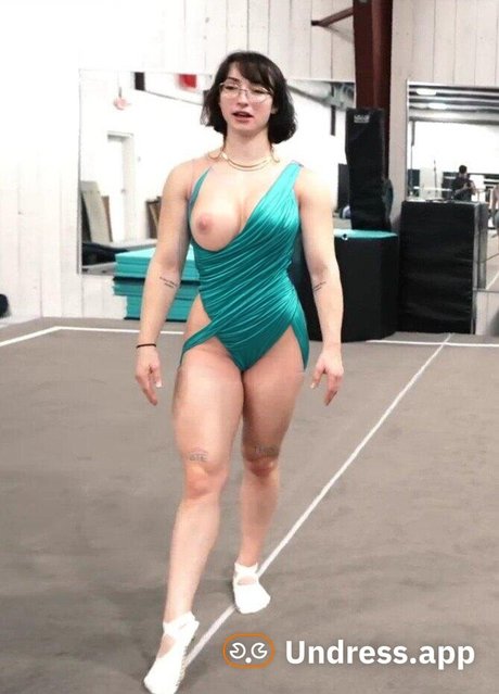 leanbeefpatty model erotic pics