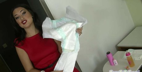 Winona West model hd pictures