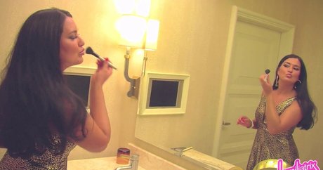 Winona West pretty model gallery