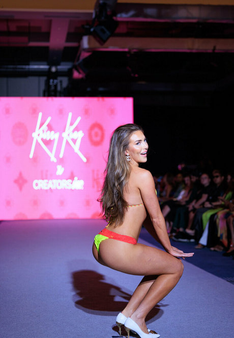 juliasandoval star exclusive gallery