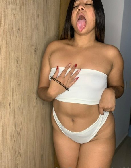 issahot30 pornstar hot galleries