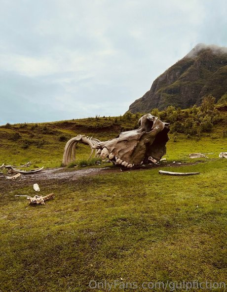 gulpfiction nudes actress pic